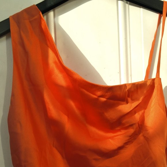ORANGE /RUST ASYMMETRIC SATIN CAMI TOP SIZE 6 NASTY GAL COLLECTION - Picture 4 of 10
